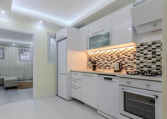 Fatih'te Yeni 3 Odali No 1 Apartment *