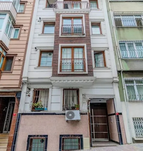 Fatih'te Yeni 3 Odali No 1 Istanbul