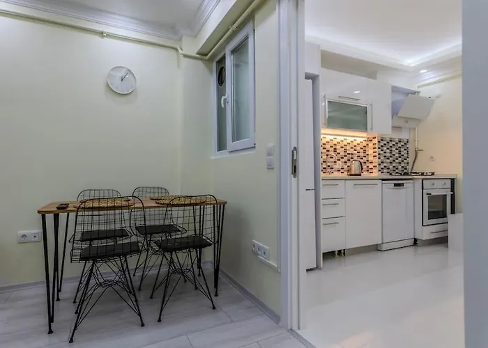 Fatih'te Yeni 3 Odali No 1 *